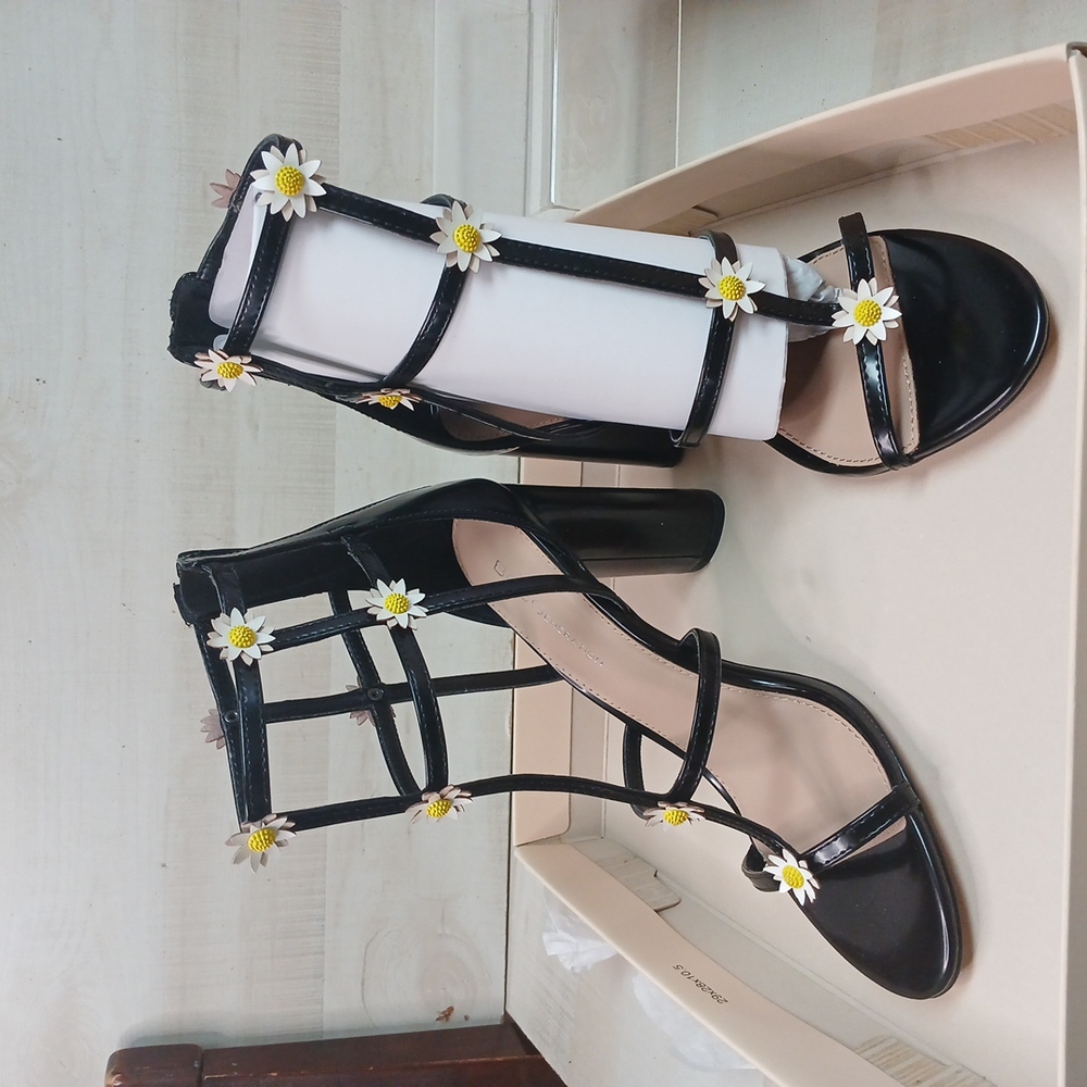 Black Floral Women's Sandals